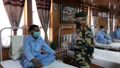 Army Chief Visits Leh Interacts With Injured Soldiers