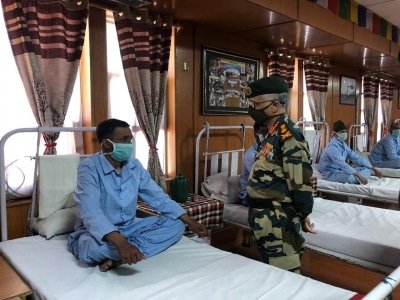 Army Chief Visits Leh Interacts With Injured Soldiers