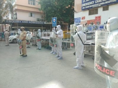 As Pandemic Explodes So Does Delhis Politics