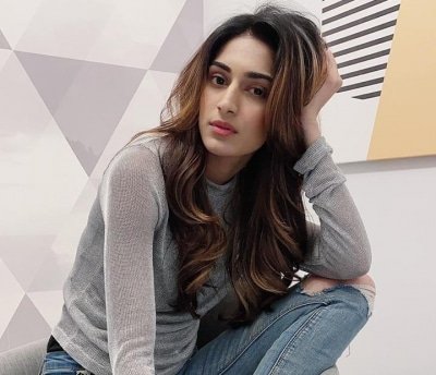 Erica Fernandes Urges People To Help The Needy During Tough Times