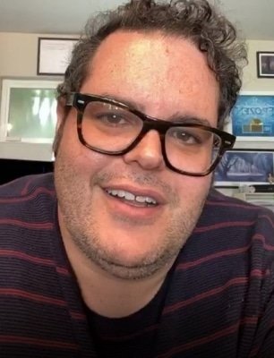 Josh Gad We Need Escapism Now More Than Ever Ians Interview