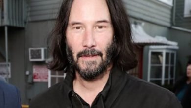 Keanu Reeves Offers Virtual Date For Charity