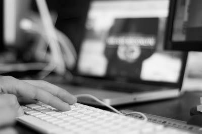 Online Shopper Spends Less Than Nine Minutes Per Visit