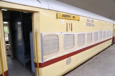 Railways Set To Place 250 Isolation Coaches In Delhi By Tuesday
