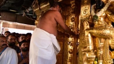 Sabarimala Temple Priest Doesnt Want Devotees To Turn Up