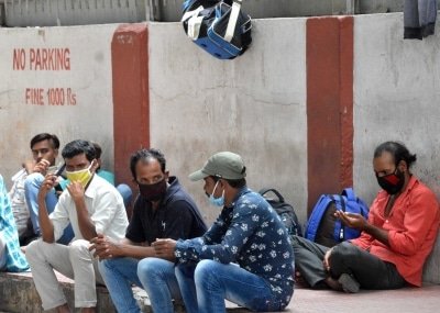 Sc To Centre Send Migrant Workers Home Within 15 Day Deadline