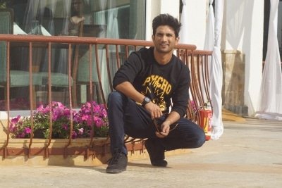 Sushant Singh Rajput Commits Suicide Ld