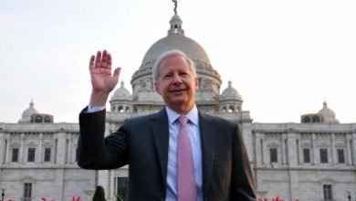 Us Envoy To India Apologizes For Desecration Of Gandhi Statue