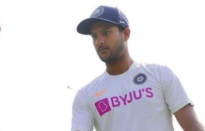 Agarwal Takes To Social Media To Wish Father On Birthday