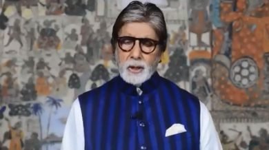 Big B On Fan Wishes These Are The Most Emotional Moments For Me
