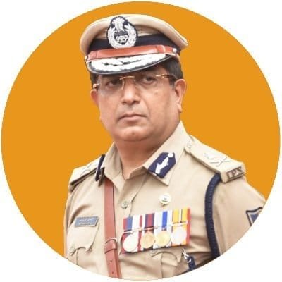 Bluru Top Cop In Home Quarantine As Driver Tests Corona Positive