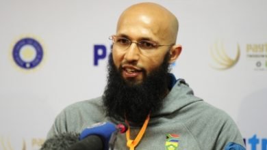 I Stand With All Those Who Are Oppressed Amla