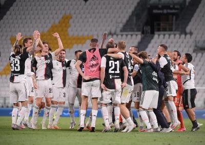 Juventus Clinch Ninth Consecutive Serie A Title