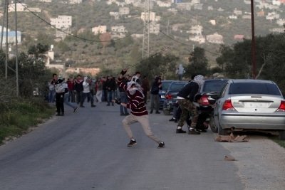 Palestinians Injured After Clashes With Israeli Troops