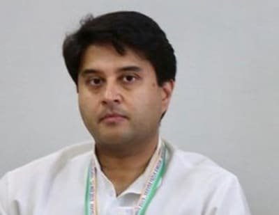 Political Tigers Roar In Mp Jungle As Scindia Cong Square Off
