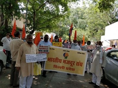 Rss Backed Bms Joins Hands With Left Cong For 3 Day Coal Mine Strike