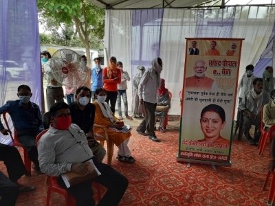 Smriti Reaches Out To Amethi By Aapki Didi Aapke Dwar Initiative