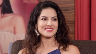 Sunny Leone Tops English Honours Merit List Of Kolkata College
