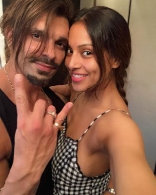 Bipasha Loves Karans New Art Work A Portrait Of Ganesha
