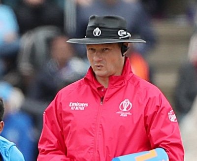 Eng Vs Pak Kettleborough Spoken To By Acu Officials Over Smartwatch