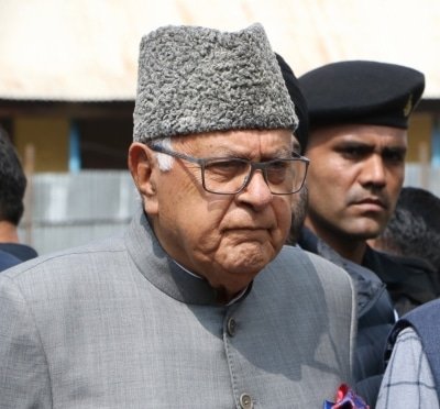 Farooq Convenes Meeting Of Senior Nc Leaders