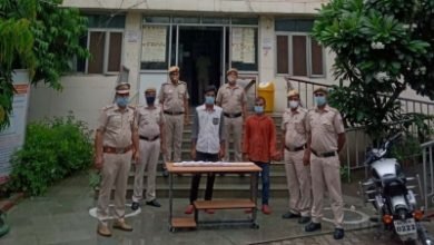 Husband Murdered In Front Of Pregnant Wife In Delhi 2 Held