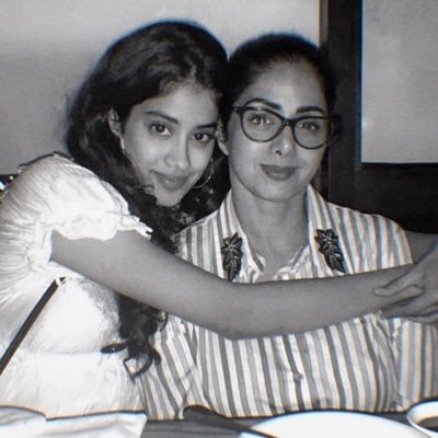 Janhvi Posts Pic With Sridevi On Mothers 57th Birth Anniversary