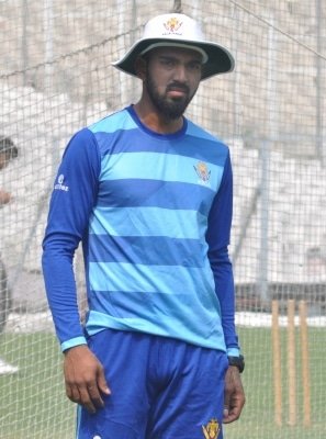 Kl Rahul Has Adjusted Well To Wicketkeeping Feels Saha Ians Exclusive