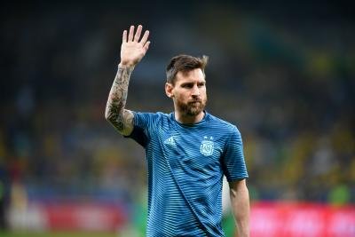 Messi Is Mr Barcelona Says Psg Boss
