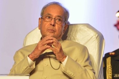 Mukherjees Daughter Posts Emotional Tweet