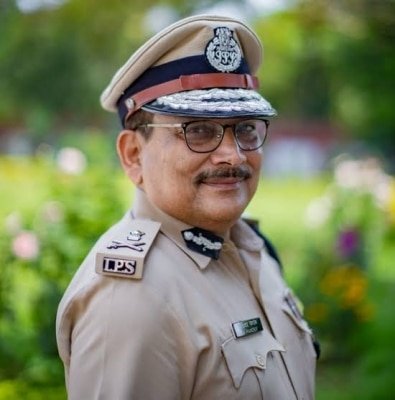 Mumbai Police Is Highly Professional Expect Full Cooperation Bihar Dgp
