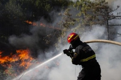Nearly 4000 People Evacuated In Canada Due To Forest Fire