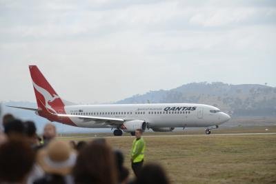 Qantas Reports 2 8bn Revenue Hit