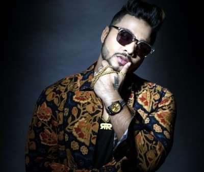Raftaar Backs Upcoming Music Artiste Yunan