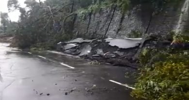Rains Lash Mumbai Landslide At Malabar Hill