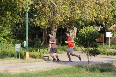 Study Reveals Why Walking To Work Better For Health Ld