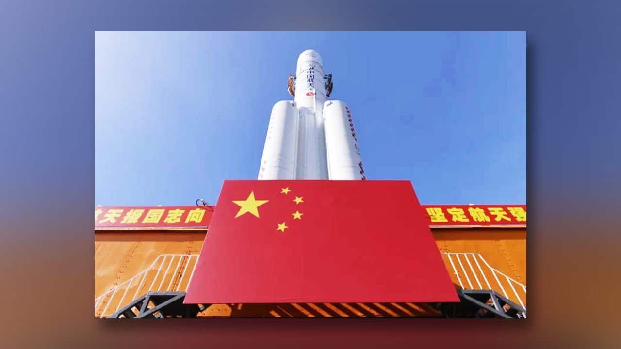 Reusable Chinese Spacecraft Lands Successfully