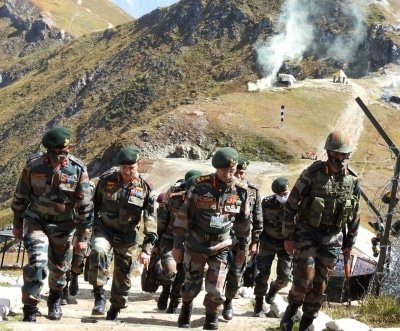 Army Chief Reviews Preparedness Winter Deployment On Loc