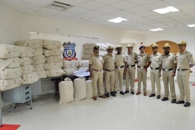 Bengaluru Police Bust Drug Racket Seize 1350 Kg Of Ganja