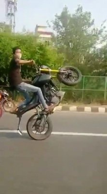High On Adrenaline Bikers Caught Performing Daring Stunts On Delhi Roads