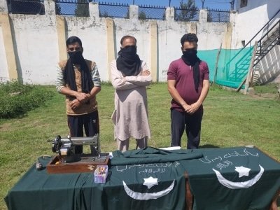 Jk Police Nabs 3 Terror Associates Of Let