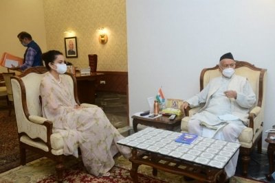 Kangana Meets Maha Governor Requests Justice Be Given To Me