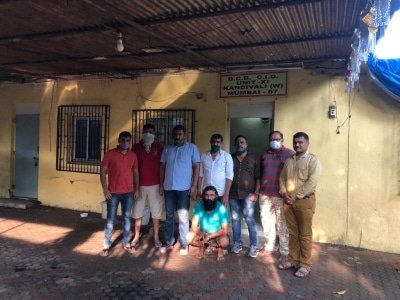 Killer Of Up Bjp Leader Caught Selling Fruits In Mumbai