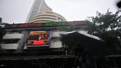 Sensex Sheds Gains In Last Hour Sell Off Finance Stocks Fall