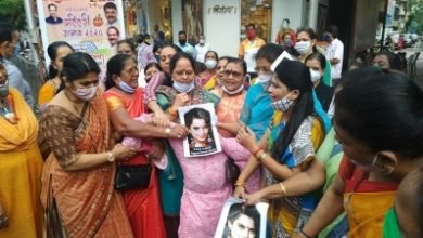 Shiv Sena Activists Protest Against Kangana Across Mumbai Actress Reacts