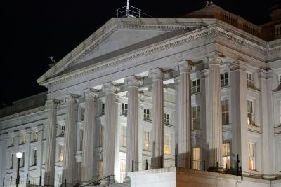 Us Sanctions Russia Linked Individuals Over Poll Interference
