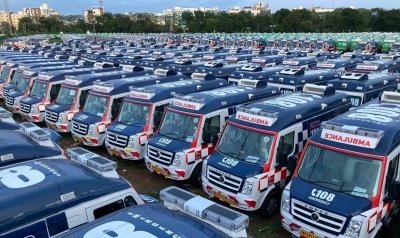 With Surging Covid Cases Andhra Hires 1350 Ambulances