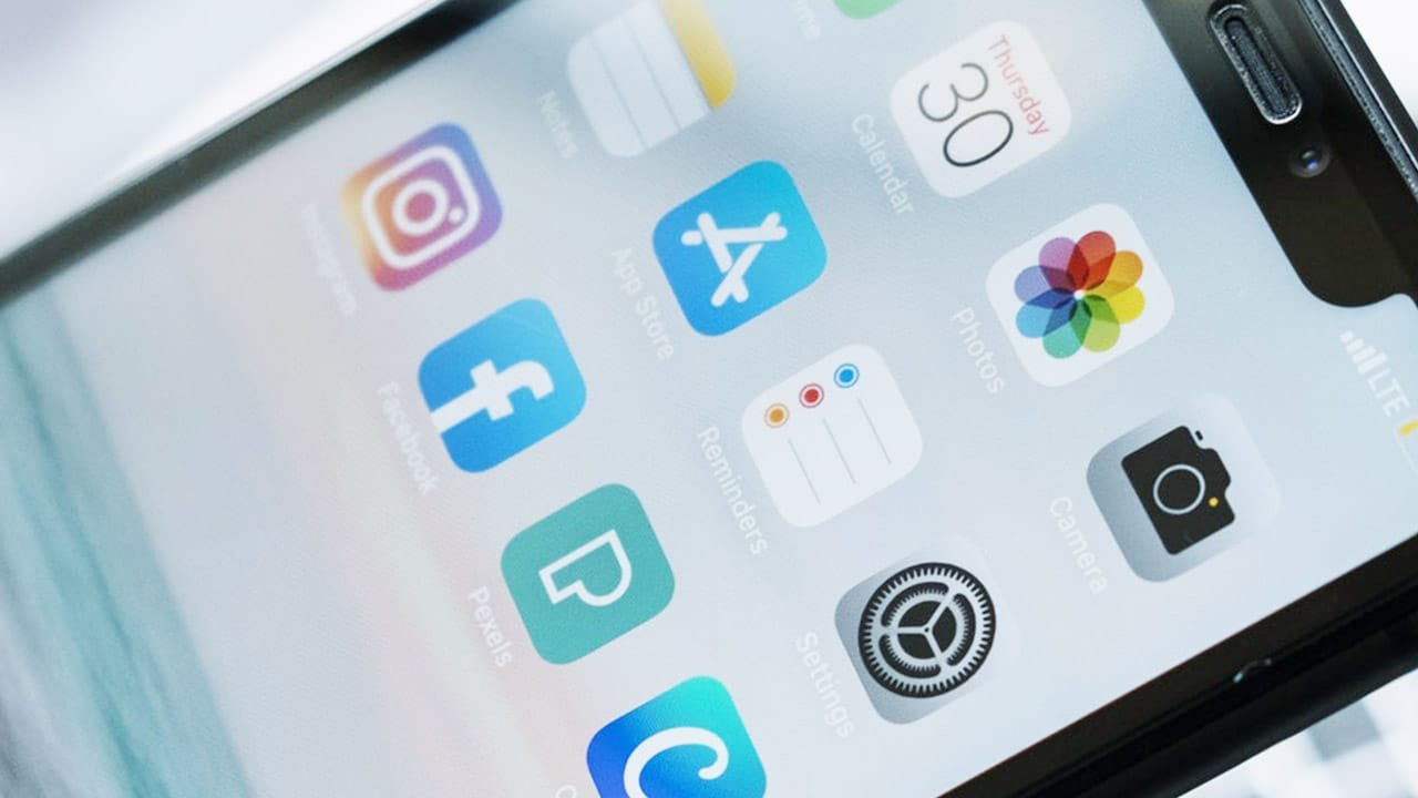 India Open To Launching Own Mobile App Store