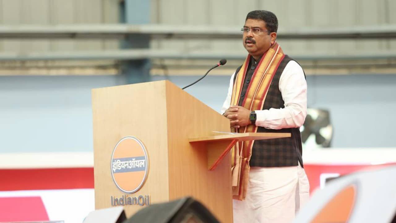 Dharmendra Pradhan Inaugurate Indian Oil Lube Blending Plant In Kolkata