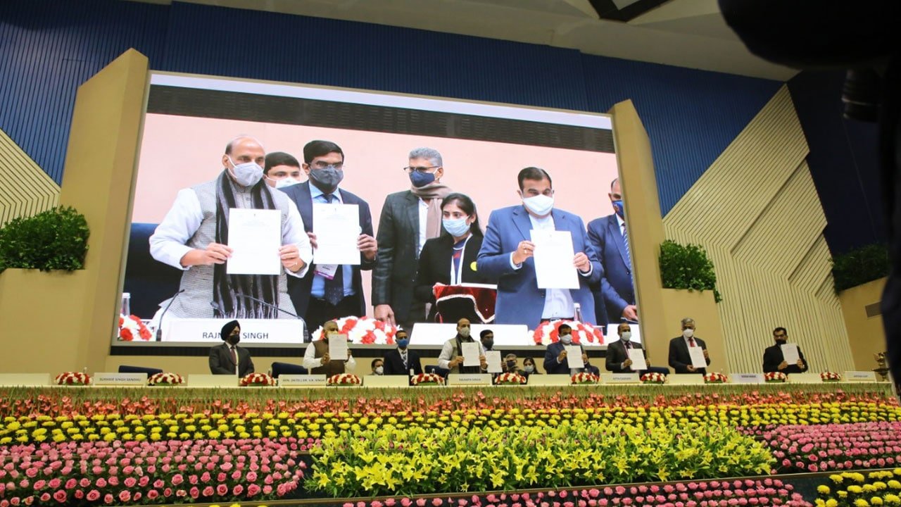 Shri Nitin Gadkari Inaugurates S I A M Virtual Safety Gallery